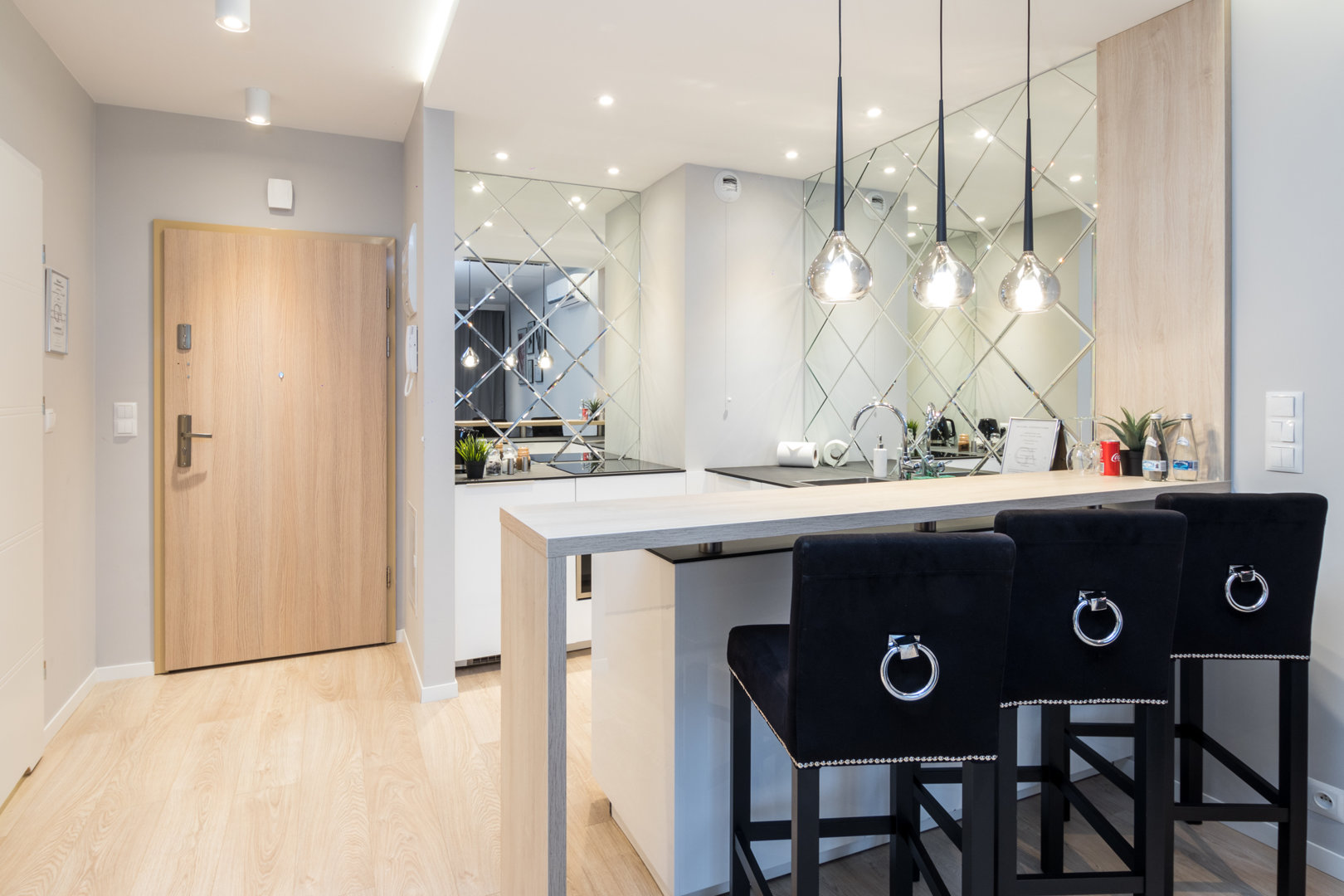 GA Luxury Apartments - image 7