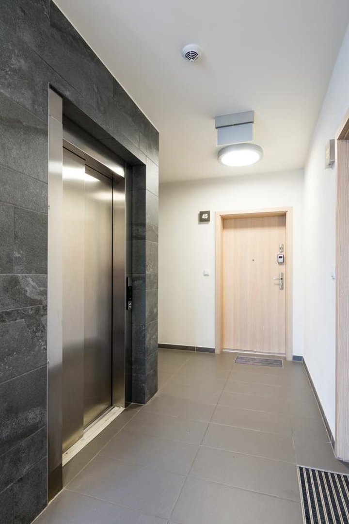 GA Luxury Apartments - 30